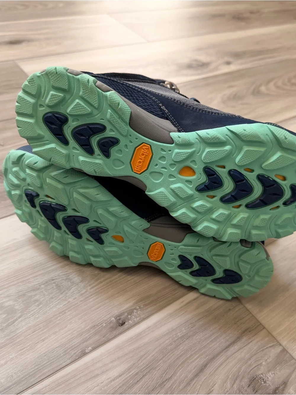 Ahnu by Teva Sugarpine Waterproof Vibram Hiking Boots Women’s 9 Gray Blue